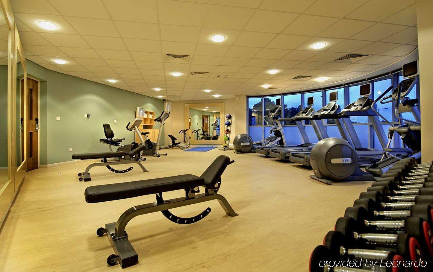 Doubletree By Hilton Gurugram Baani Square Hotel Gurgáon Létesítmények fotó