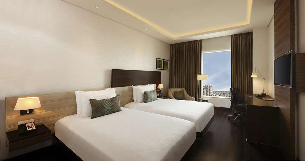 Doubletree By Hilton Gurugram Baani Square Hotel Gurgáon Szoba fotó
